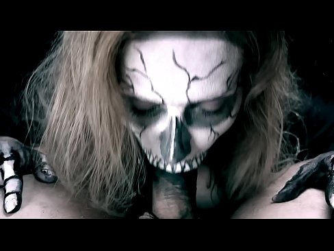❤️ Demoniška mergina čiulpia varpą savo juoda burna ir ryja spermą. ❤️ Porno video prie porno lt.com-milf-300.ru ﹏
